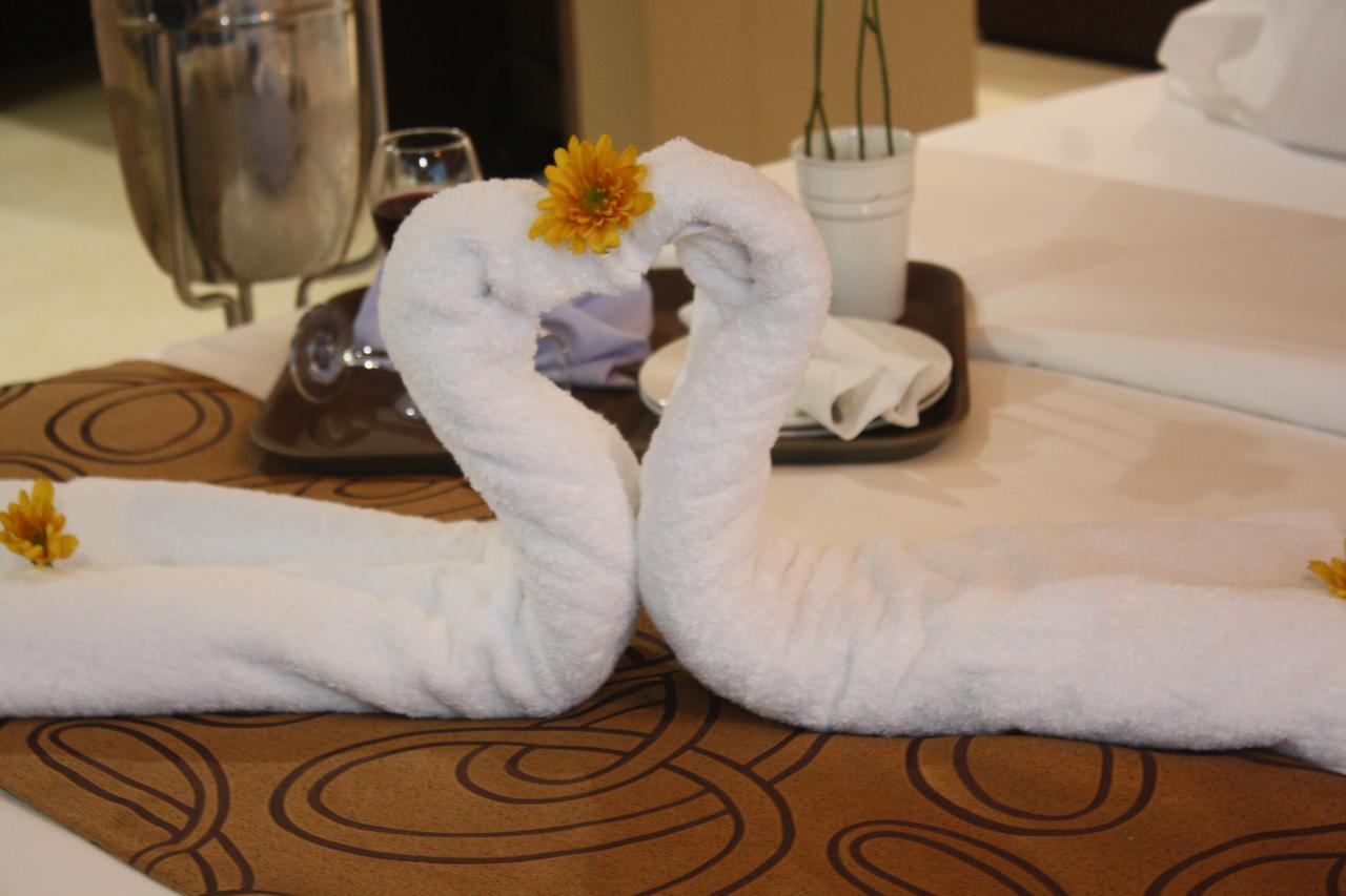 Kew Hotel Tagbilaran Екстериор снимка