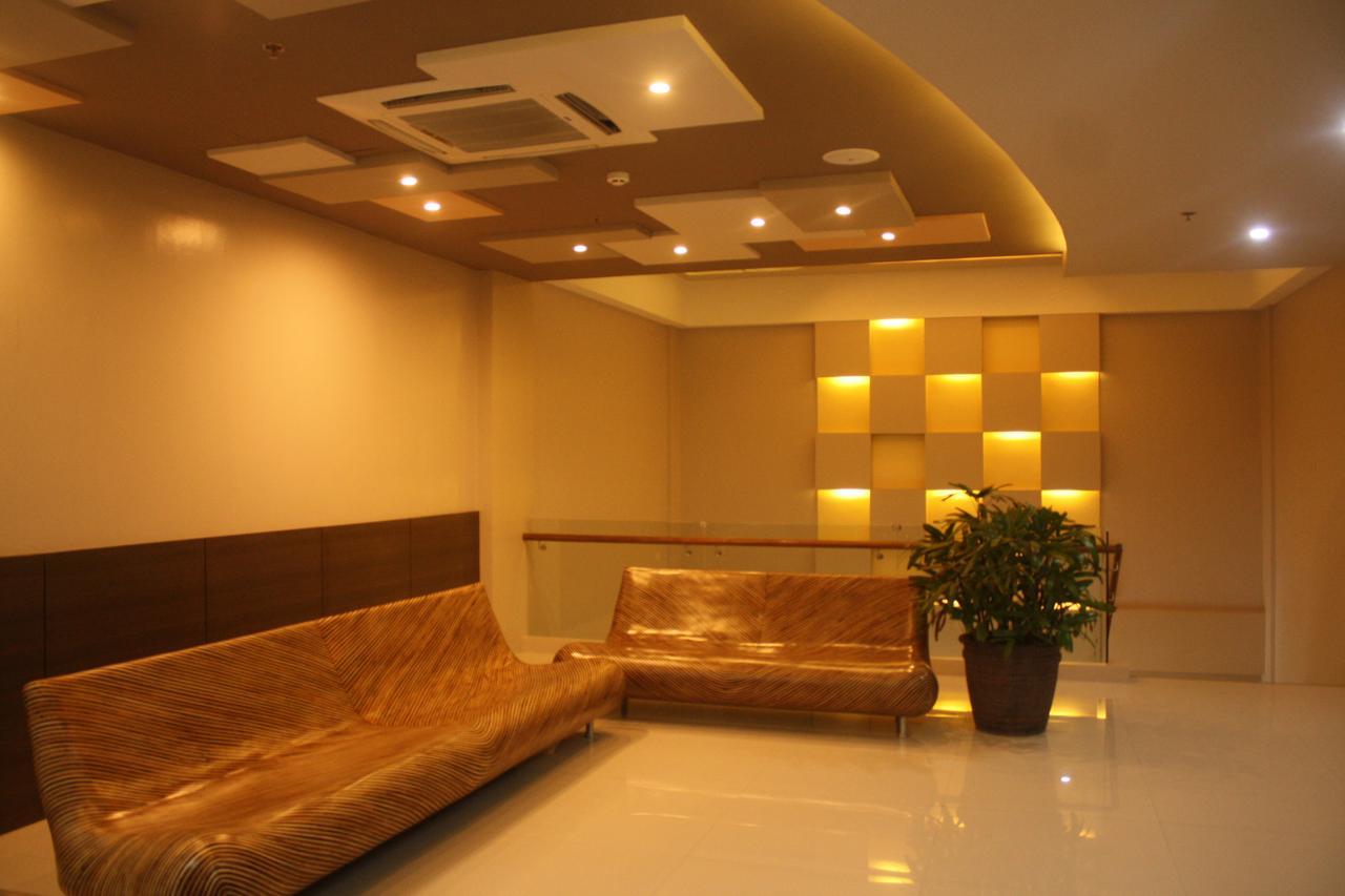 Kew Hotel Tagbilaran Екстериор снимка