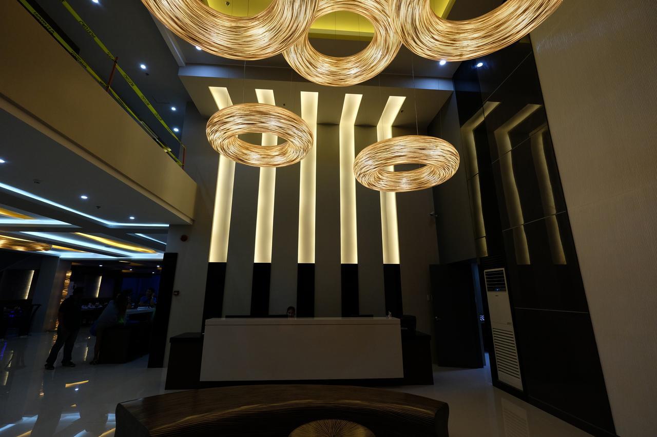 Kew Hotel Tagbilaran Екстериор снимка